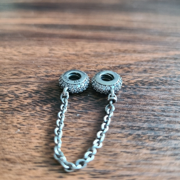 Pandora Pave Sparkling Safety Chain - Picture 5 of 5